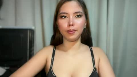 Snapshot of pricelessbeautyxxx chatting on 07-14-26, 01:06 TINA online show from 07-14-26, 01:06