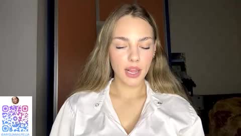 Snapshot of pricillahoinacki chatting on 11-23-25, 06:30 Amelia online show from 11-23-25, 06:30