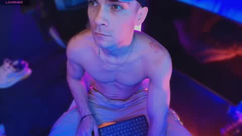 Snapshot of pridelgtbi chatting on 12-01-25, 07:46 pridelgtbi online show from 12-01-25, 07:46