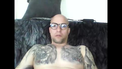 Snapshot of prince__13 chatting on 05-13-26, 12:02 Don online show from 05-13-26, 12:02