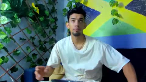 prince_arthur77 online show from 09-18-25, 01:46