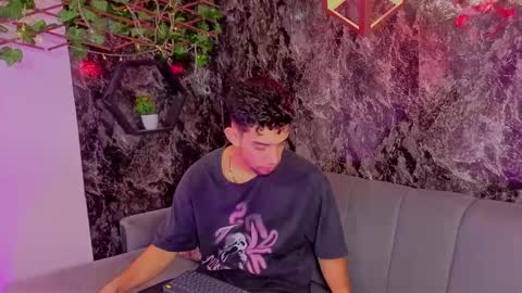 prince_arthur77 online show from 02-27-26, 02:06