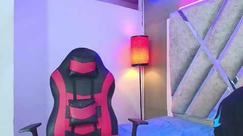 prince_arthur77 online show from 06-07-26, 02:21