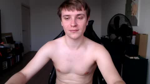 Sunny online show from 08-08-26, 02:47
