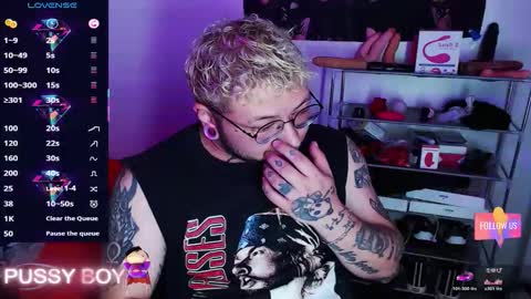 Prince online show from 03-17-26, 04:32