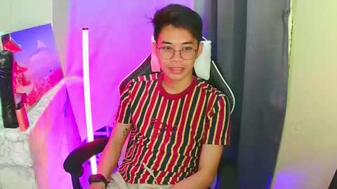 Snapshot of prince_harrison chatting on 11-07-25, 01:55 prince_harrison online show from 11-07-25, 01:55