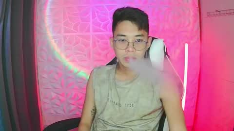 Snapshot of prince_harrison chatting on 11-09-25, 12:03 prince_harrison online show from 11-09-25, 12:03