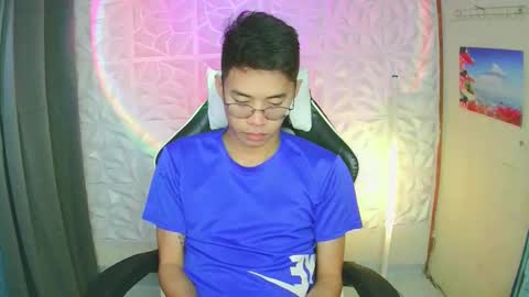 Snapshot of prince_harrison chatting on 11-12-25, 04:18 prince_harrison online show from 11-12-25, 04:18