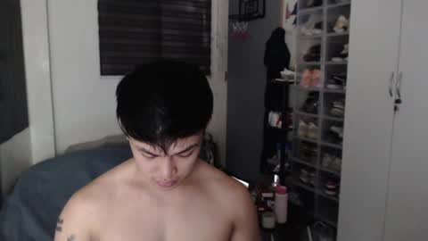 Snapshot of princeadrianx chatting on 05-08-26, 07:57 Prince Adrian online show from 05-08-26, 07:57
