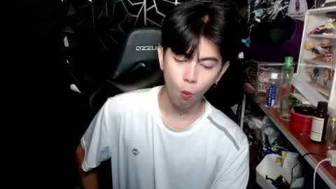 Snapshot of princecalix chatting on 06-20-26, 06:11 princecalix online show from 06-20-26, 06:11