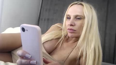 princeessa online show from 04-16-26, 08:20