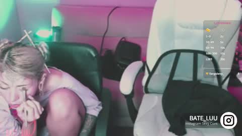 Beth   online show from 10-07-25, 02:09