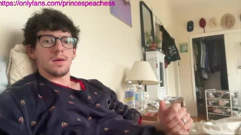 Peaches online show from 05-09-26, 10:48