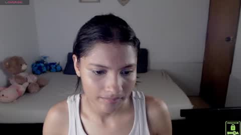 Snapshot of princess_an chatting on 05-15-26, 08:27 An online show from 05-15-26, 08:27