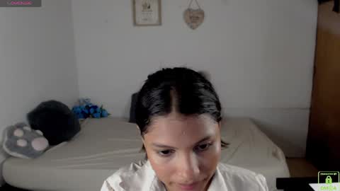 Snapshot of princess_an chatting on 06-01-26, 08:43 An online show from 06-01-26, 08:43