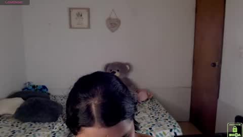 Snapshot of princess_an chatting on 06-19-26, 09:51 An online show from 06-19-26, 09:51