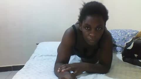 Snapshot of princess_cutie chatting on 10-03-25, 08:17 princess online show from 10-03-25, 08:17