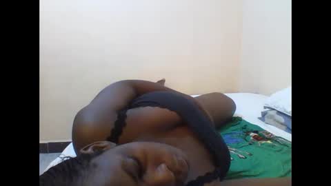 Snapshot of princess_cutie chatting on 02-21-26, 06:47 princess online show from 02-21-26, 06:47