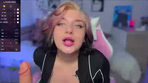 Snapshot of princess_linlin chatting on 02-10-25, 07:49 Lina online show from 02-10-25, 07:49