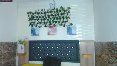 Snapshot of princess_martinez chatting on 01-22-25, 03:40 Princess Martinez online show from 01-22-25, 03:40