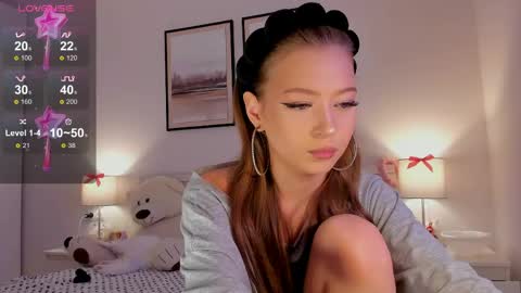 Princess Diana online show from 04-03-26, 07:34