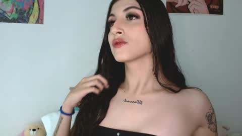 Sophie online show from 04-03-26, 11:19