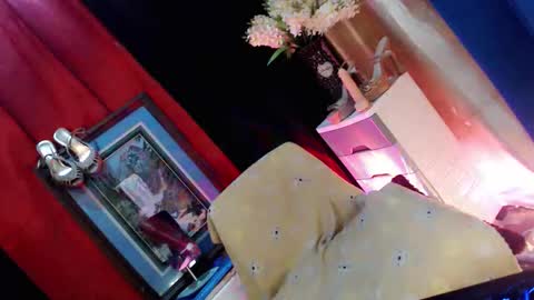 Snapshot of princess_thea123 chatting on 05-12-26, 12:13 My Love online show from 05-12-26, 12:13