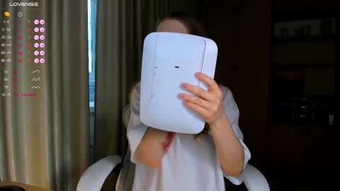 Snapshot of princessaalicc chatting on 11-19-25, 11:32 princessaalicc online show from 11-19-25, 11:32