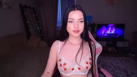 Snapshot of princessamira1 chatting on 04-25-26, 01:41 princessamira1 online show from 04-25-26, 01:41