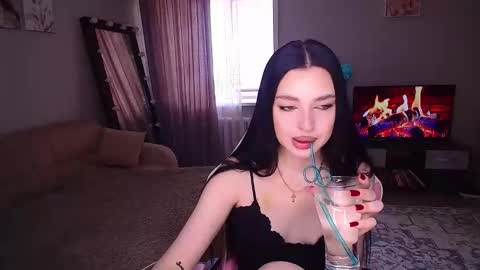 Snapshot of princessamira1 chatting on 05-05-26, 09:28 princessamira1 online show from 05-05-26, 09:28