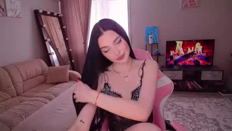 Snapshot of princessamira1 chatting on 05-26-26, 06:42 princessamira1 online show from 05-26-26, 06:42