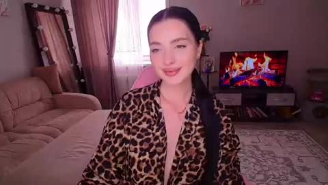 princessamira1 online show from 06-30-26, 06:36