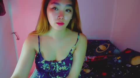 Snapshot of princesscutiexx chatting on 12-08-24, 12:40 Hello everyone this is your beloved Athena again I present the most comfortable and kind room I accept everyone with kindness online show from 12-08-24, 12:40