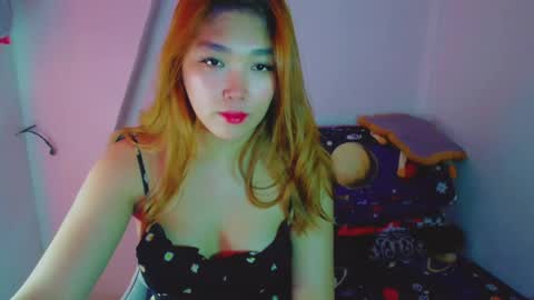 Snapshot of princesscutiexx chatting on 12-15-24, 08:47 Hello everyone this is your beloved Athena again I present the most comfortable and kind room I accept everyone with kindness online show from 12-15-24, 08:47