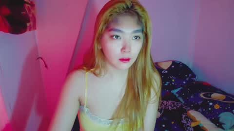 Snapshot of princesscutiexx chatting on 01-27-25, 07:46 Hello everyone this is your beloved Athena again I present the most comfortable and kind room I accept everyone with kindness online show from 01-27-25, 07:46