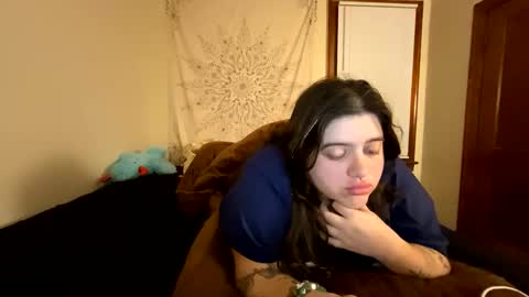 Snapshot of princesslaylaa chatting on 01-18-26, 03:54 princessviccxo online show from 01-18-26, 03:54