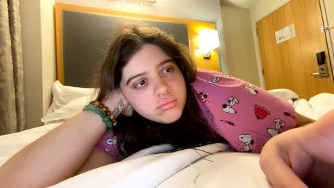 Snapshot of princesslaylaa chatting on 02-28-26, 01:06 princessviccxo online show from 02-28-26, 01:06