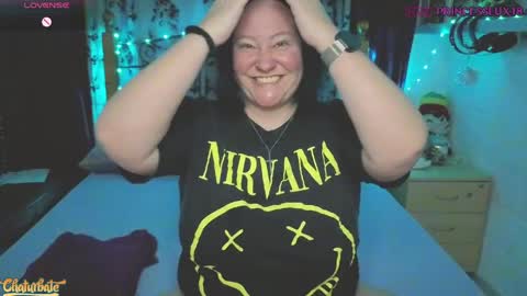 Snapshot of princesslux18 chatting on 03-27-26, 08:08 Lux Alot Luxi online show from 03-27-26, 08:08