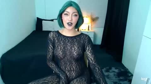 Snapshot of princessofcums69 chatting on 03-11-25, 10:07 Love online show from 03-11-25, 10:07