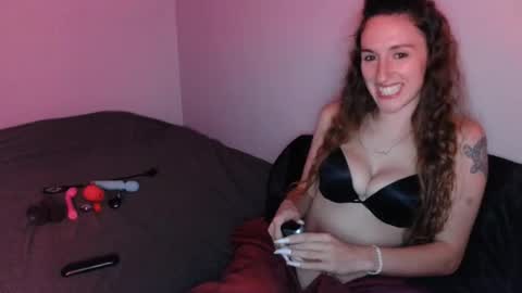 Snapshot of princesspeach304 chatting on 08-03-26, 03:38 Naomi online show from 08-03-26, 03:38