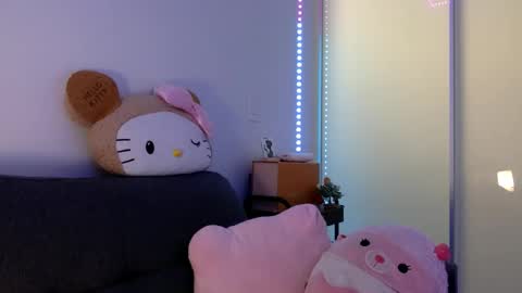 Snapshot of princesspinkypie444 chatting on 12-14-25, 12:38 PrincessPinky444 online show from 12-14-25, 12:38