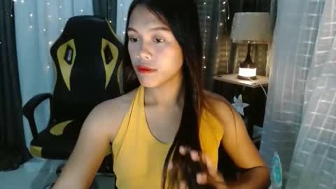 Snapshot of princessrynn chatting on 11-11-25, 10:15 princessrynn online show from 11-11-25, 10:15