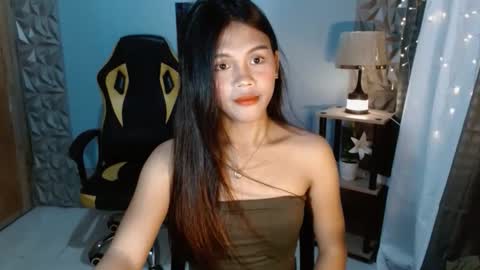 Snapshot of princessrynn chatting on 11-26-25, 04:08 princessrynn online show from 11-26-25, 04:08