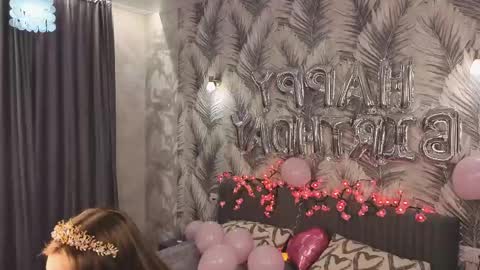 Hina online show from 04-23-26, 05:15