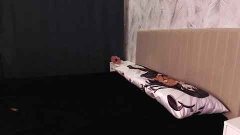 Snapshot of princessshy___ chatting on 01-14-25, 02:53 18 y.o online show from 01-14-25, 02:53