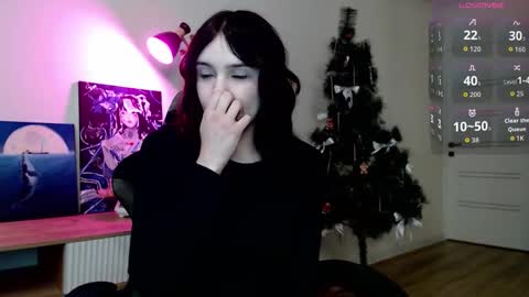 Snapshot of princessshy___ chatting on 11-29-25, 05:27 18 y.o online show from 11-29-25, 05:27