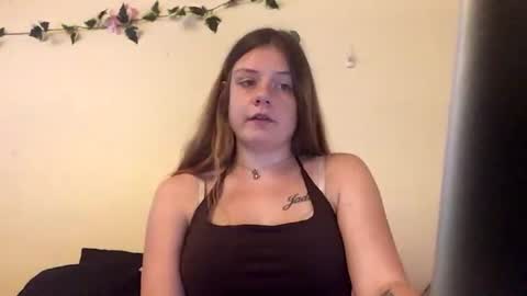 Snapshot of princesssnowflk84 chatting on 07-19-26, 09:18 princesssnowflk84 online show from 07-19-26, 09:18