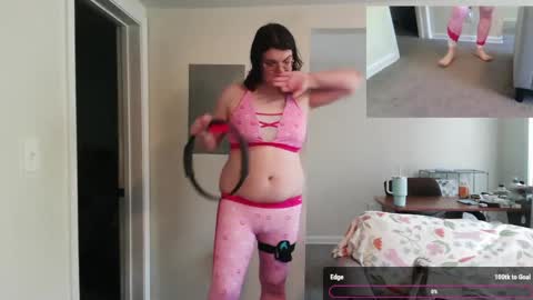 Snapshot of princessstarpuppybi chatting on 05-26-26, 05:31 PuppyAshley online show from 05-26-26, 05:31