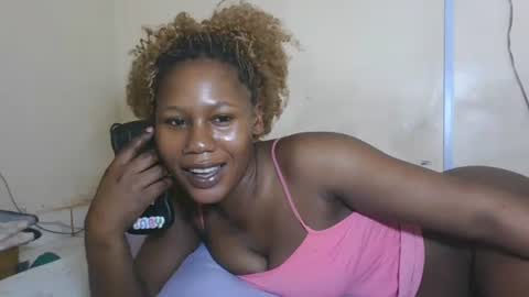 Snapshot of princesssweetass2 chatting on 10-02-25, 06:20 FENNY online show from 10-02-25, 06:20