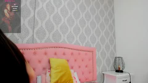 Snapshot of princsgirl_ chatting on 06-21-26, 05:04 Marcela online show from 06-21-26, 05:04